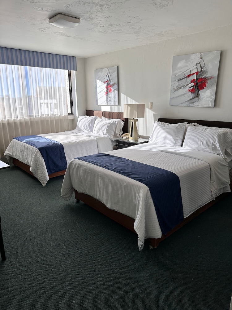 Junior Suite, 2 Double Beds photo 1