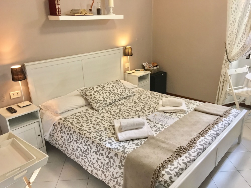 Comfort Double Room, Shared Bathroom