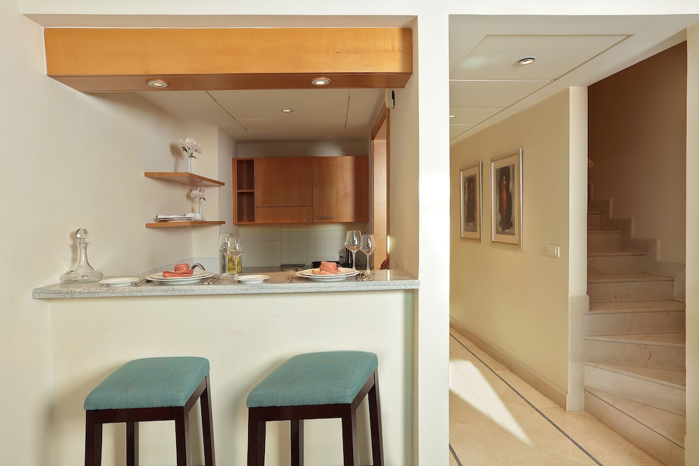 Suite, 1 King Bed, Sea View (Duplex) - Photo 5
