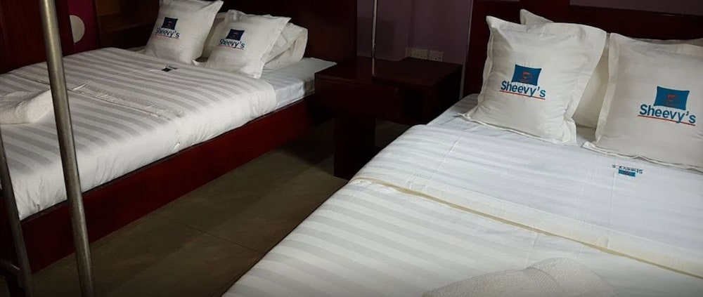 Deluxe Triple Room photo 2