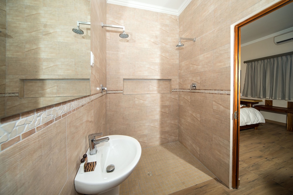 Luxury Executive Double photo 2