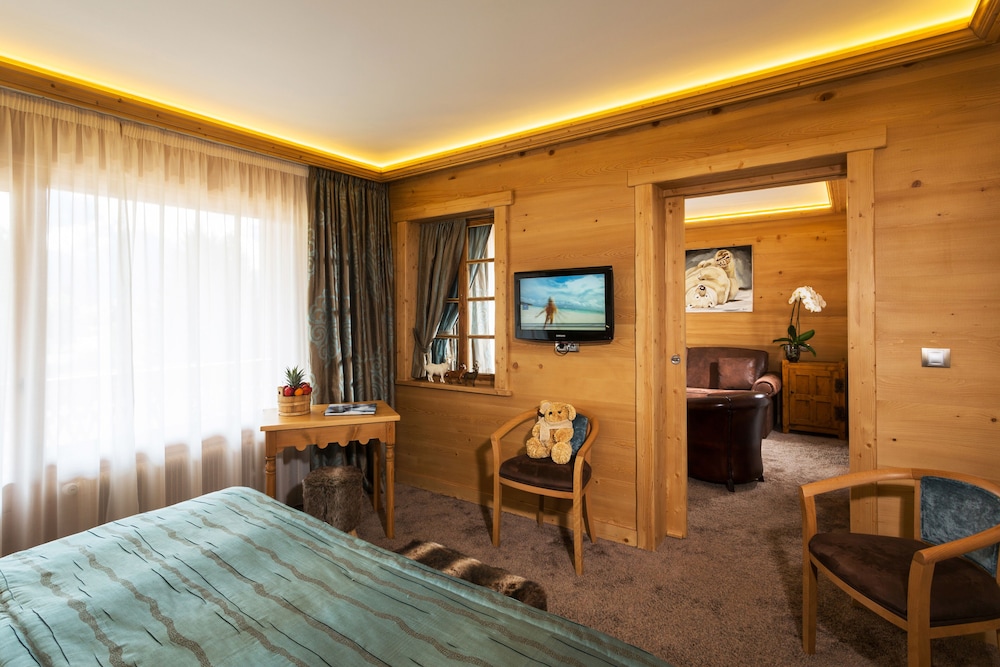 Suite - Photo 7