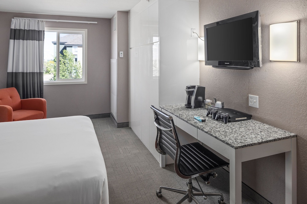 Classic Room, 1 Queen Bed - Photo 3
