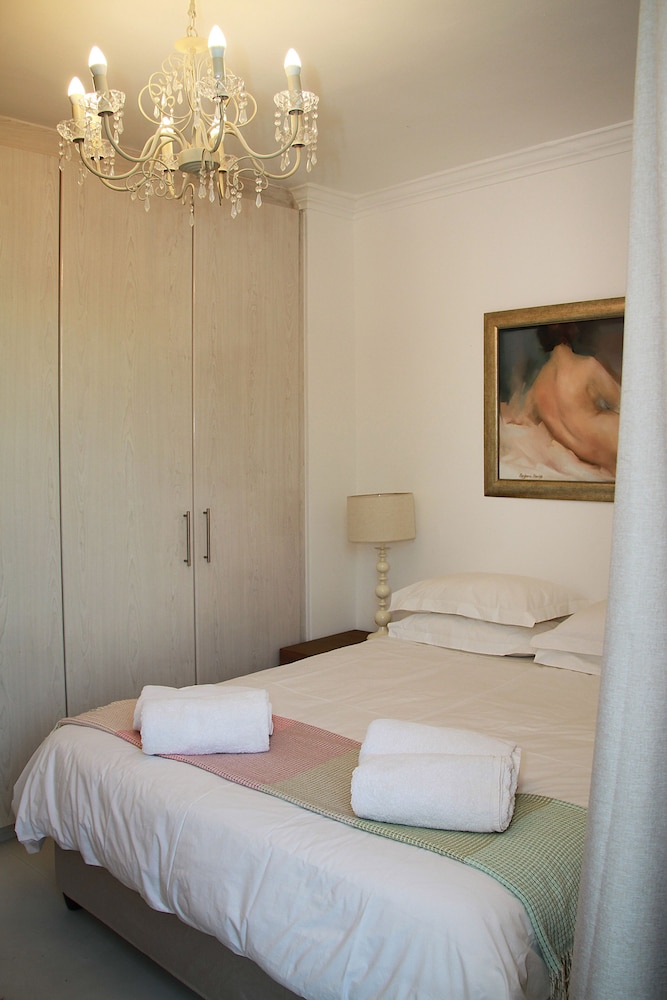 Classic Apartment, 2 Bedrooms