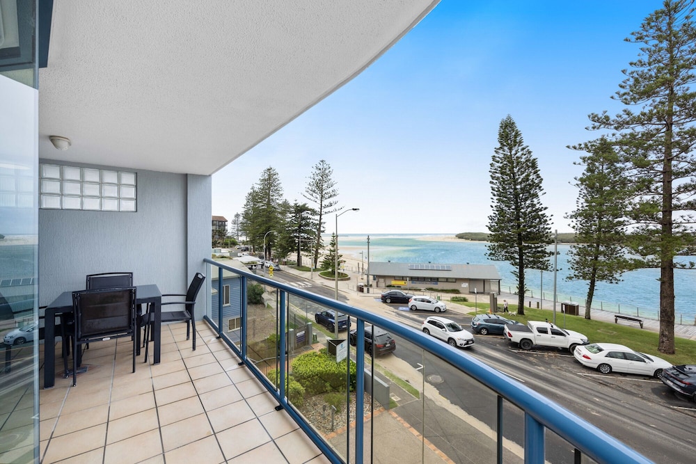 Level 3 Two Bedroom Apartment, Ocean Views