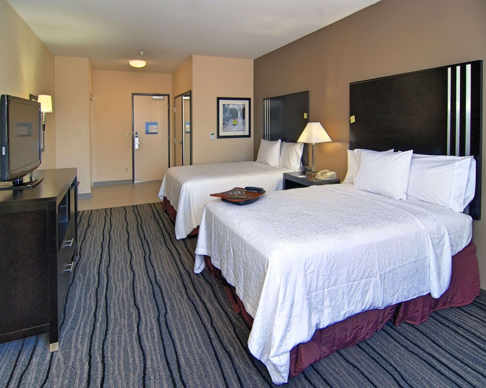 Room, Accessible, Non Smoking - Photo 3