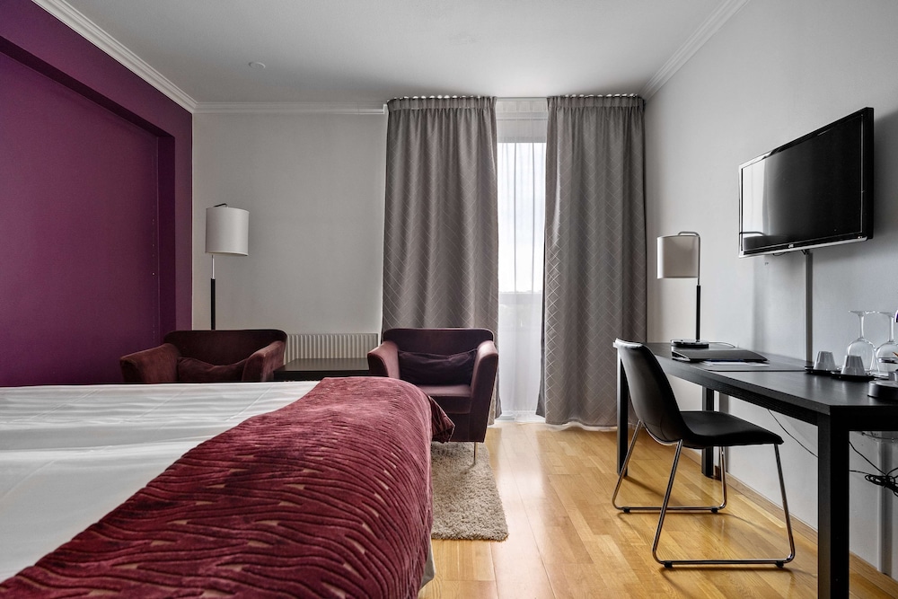 Deluxe Room, 1 Twin Bed, Non Smoking - Photo 4