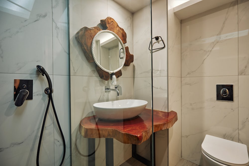 Luxury Double Room - Photo 12