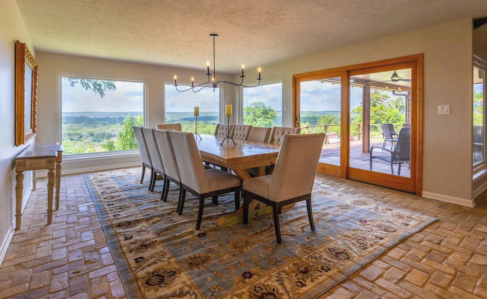 House, Multiple Beds, Pool Access, Valley View (Valley View) photo 3