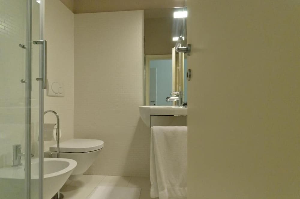 Double or Twin Room, Sea View photo 3