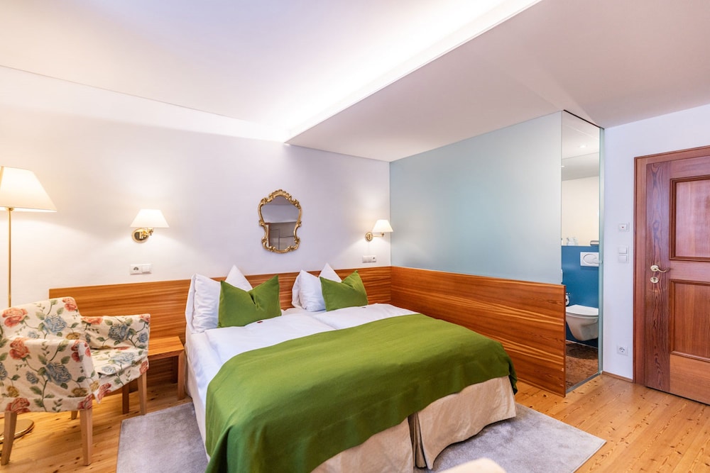 Classic Double Room - Photo 1