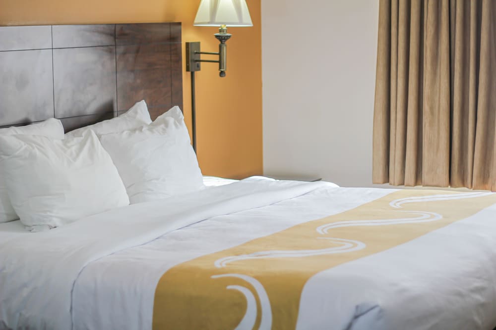 Room, 2 Queen Beds, Accessible, Non Smoking - Photo 7