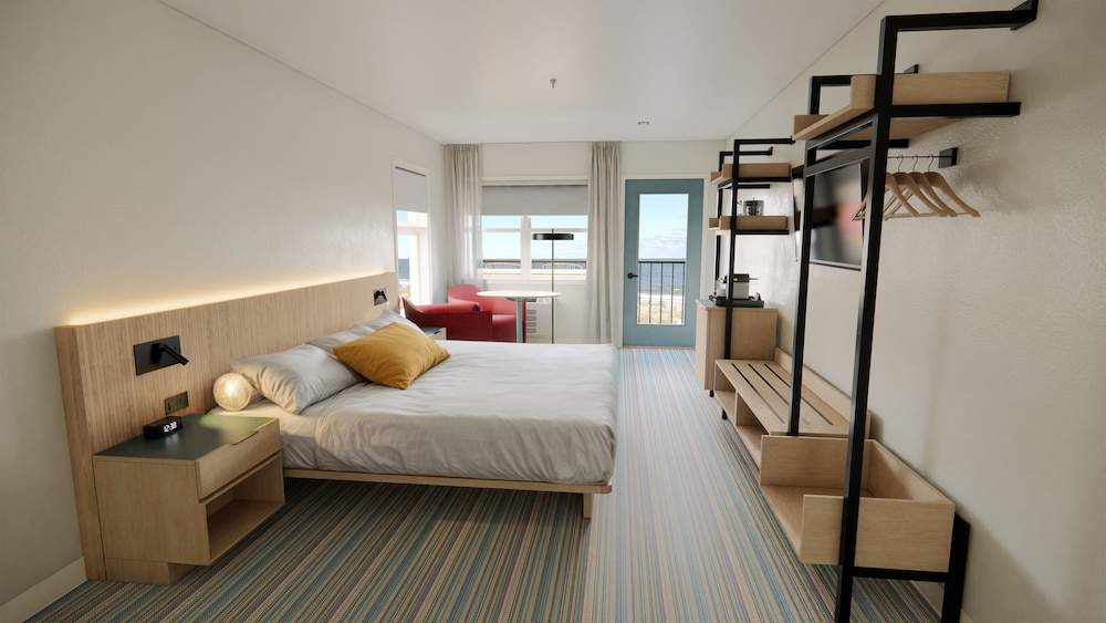 Premier Room, 1 King Bed, Oceanfront photo 1