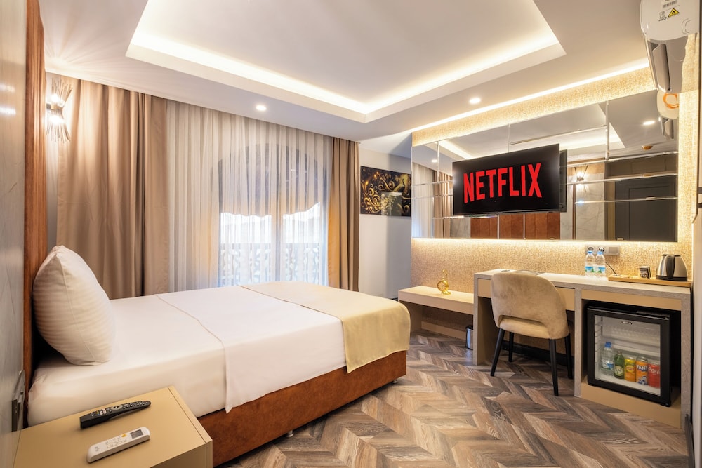 Classic Double Room, City View photo 1