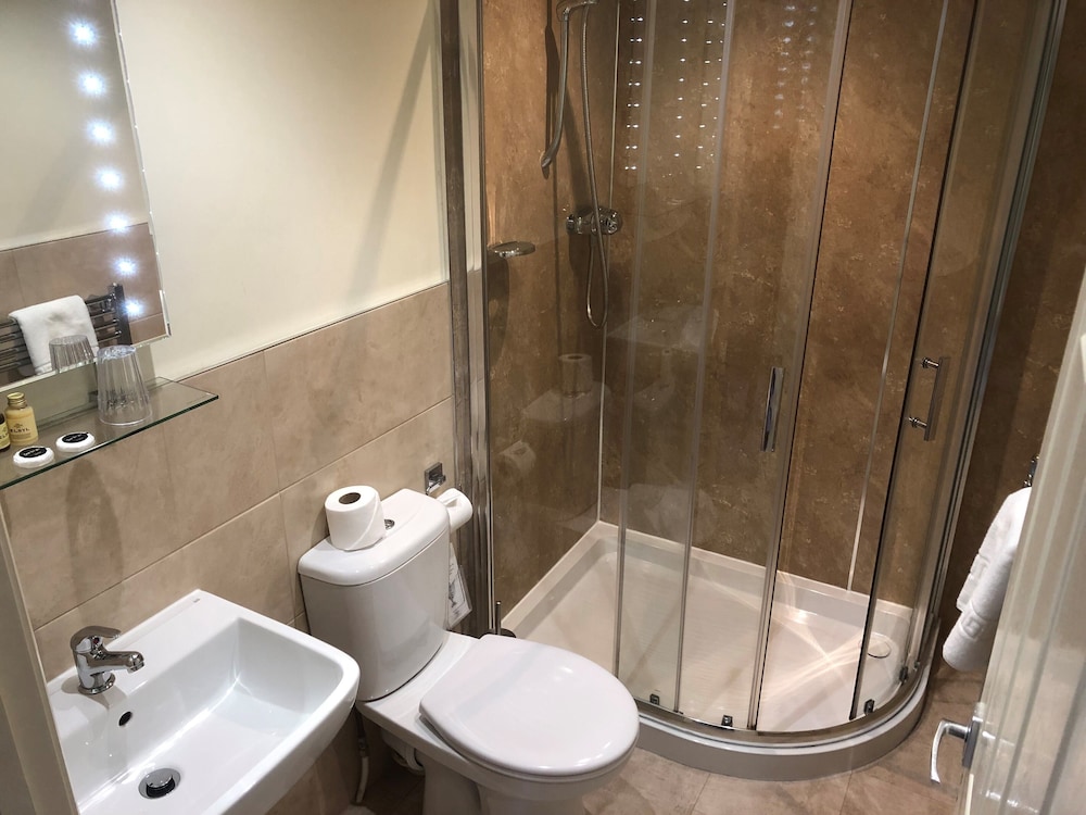 Standard Double Room, Ensuite, Mountain View, photo 6