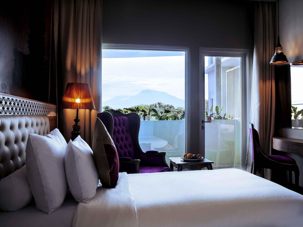 Superior Room, 1 Queen Bed, Balcony