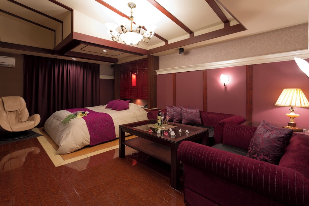 Standard Double Room, 1 King Bed photo 2