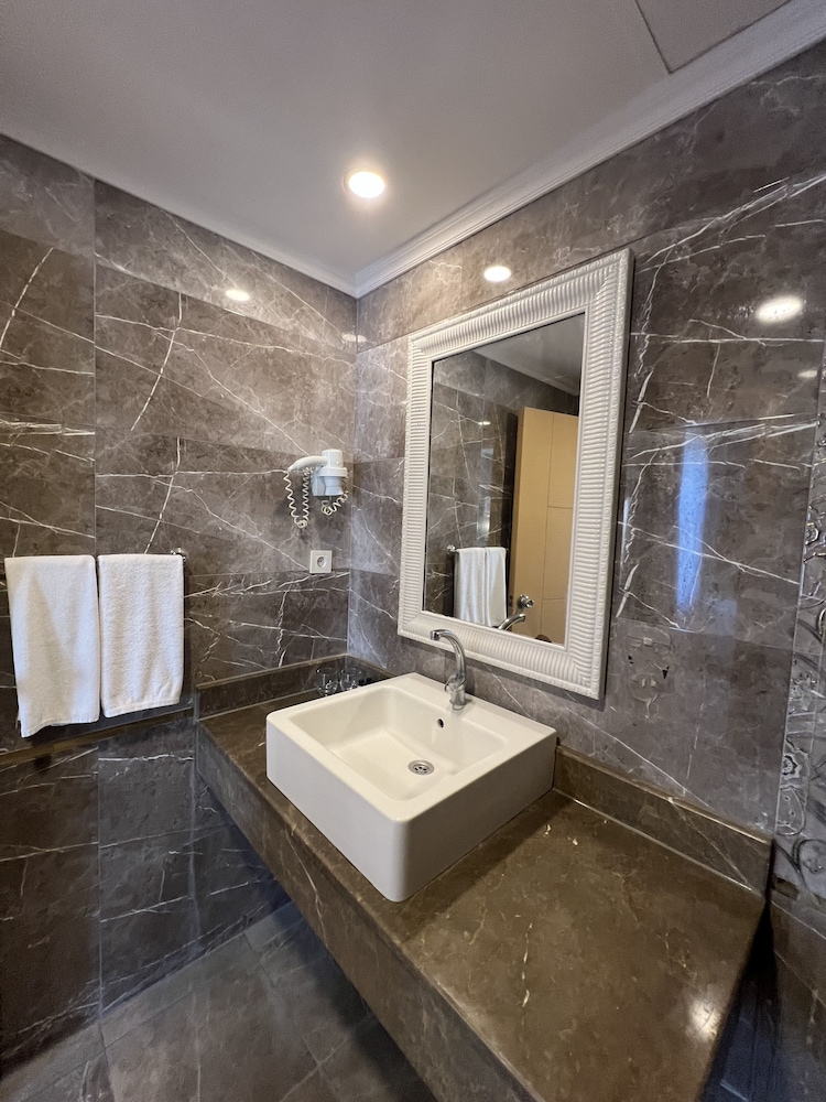 Standard Room, Mountain View thumbnail 6