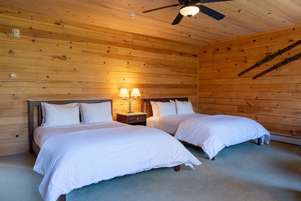 Comfort Single Room, 2 Queen Beds, Private Bathroom photo 1