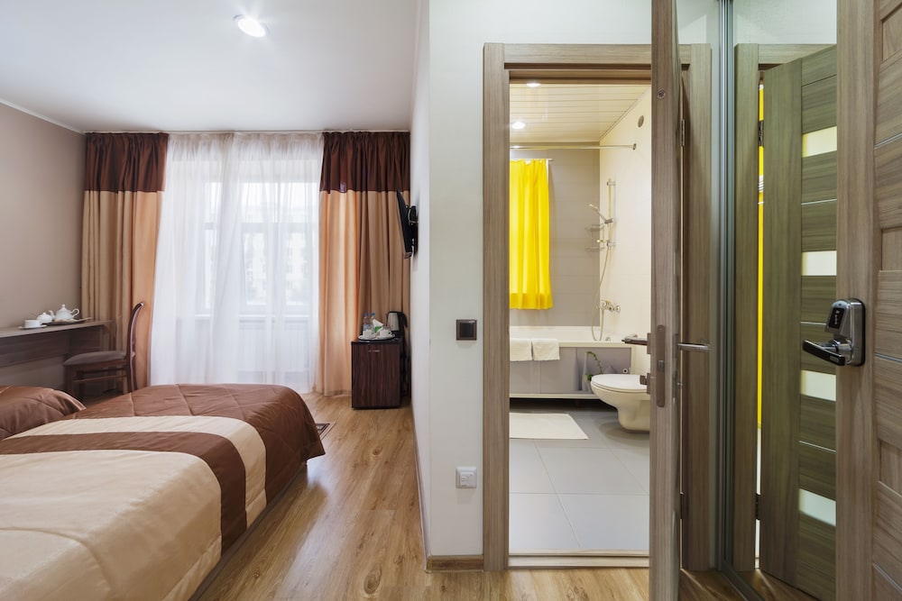 Standard Twin Room photo 3