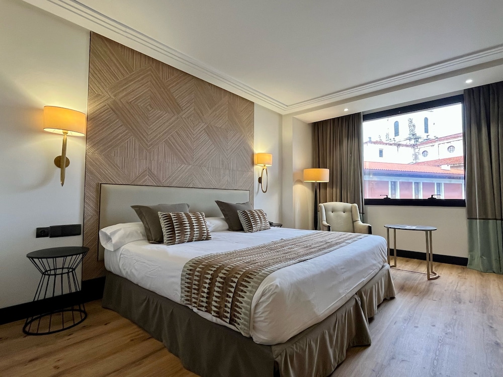 Double Room - Photo 14