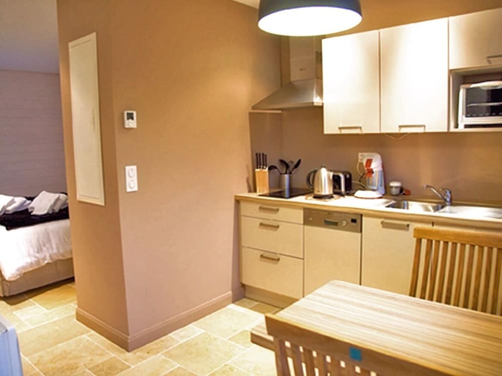 Superior Apartment, Ensuite, Garden View (Au Rez-de-chaussee) photo 2