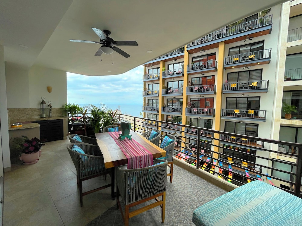 2 Bed Partial Ocean View Suite photo 3