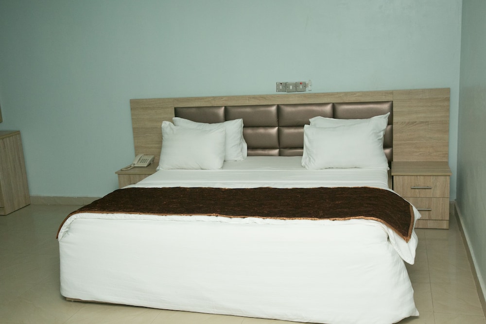Superior Room (Super Executive RooM)