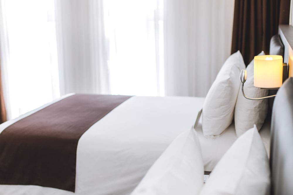 Room, 2 Double Beds, Non Smoking (Twin Estandar)