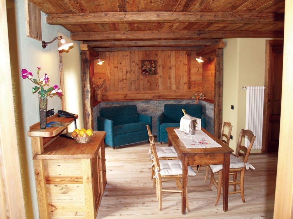Suite (Prestige)