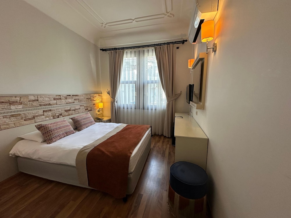Economy Room, 1 Double or 2 Twin Beds - Photo 1