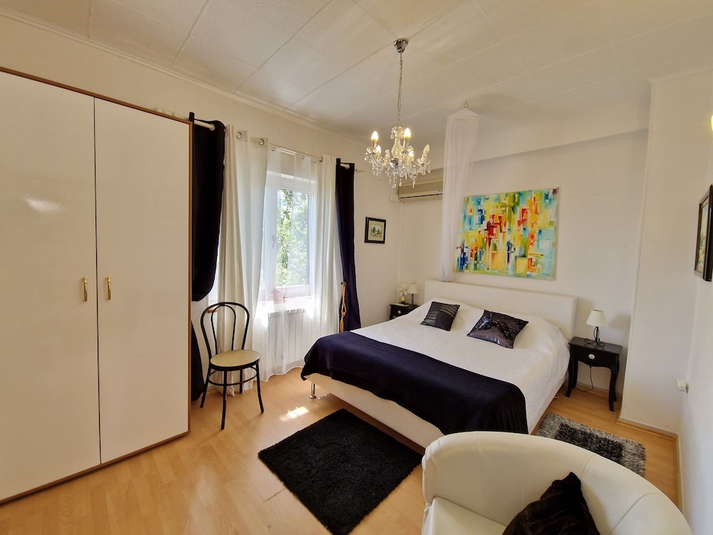 Family Quadruple Room, Connecting Rooms