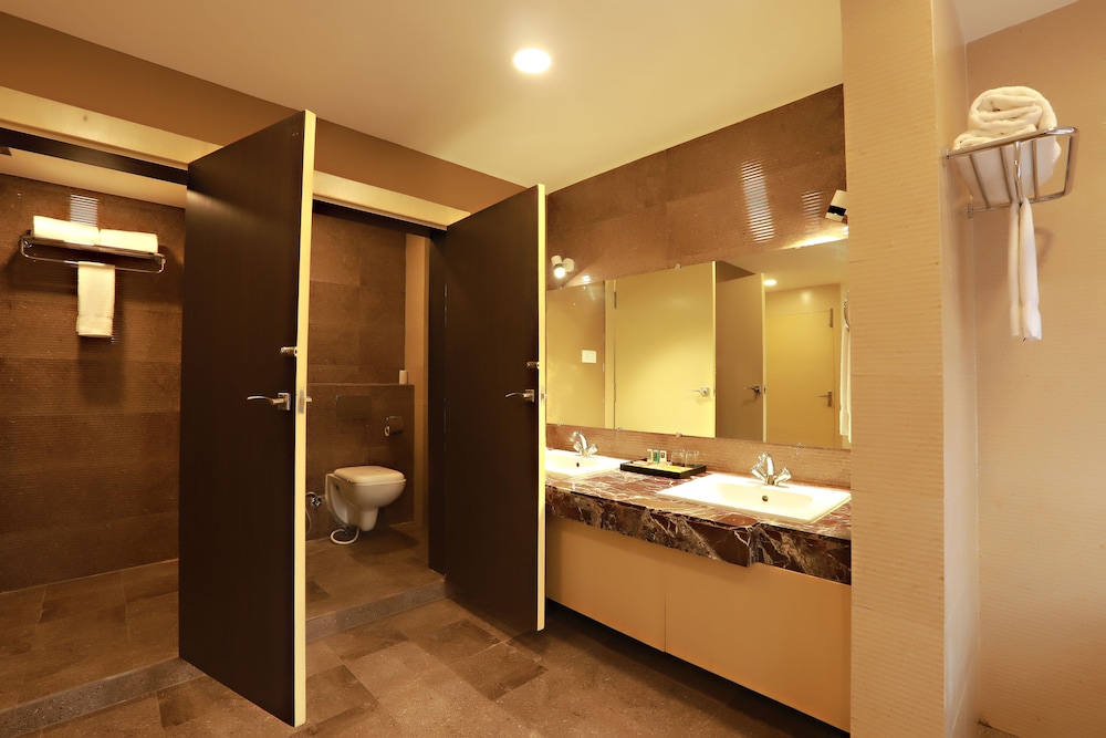 Legacy Suite photo 2
