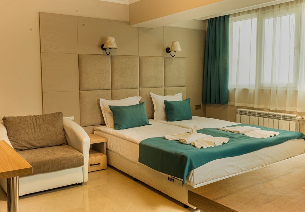 Economy Double Room photo 1
