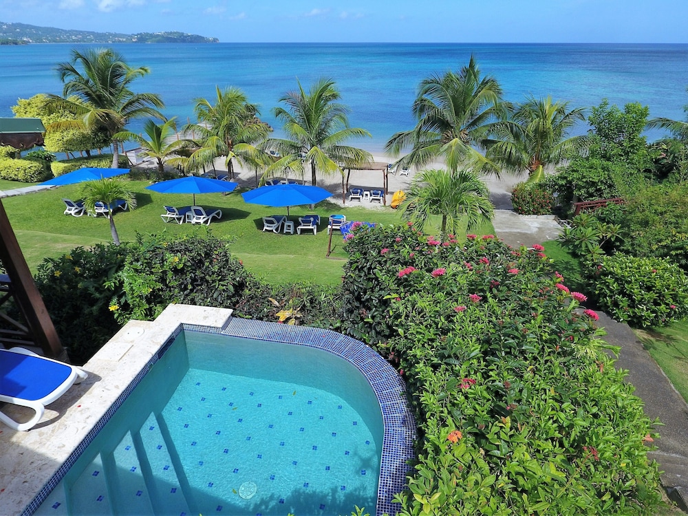 Water’s Edge Cottage