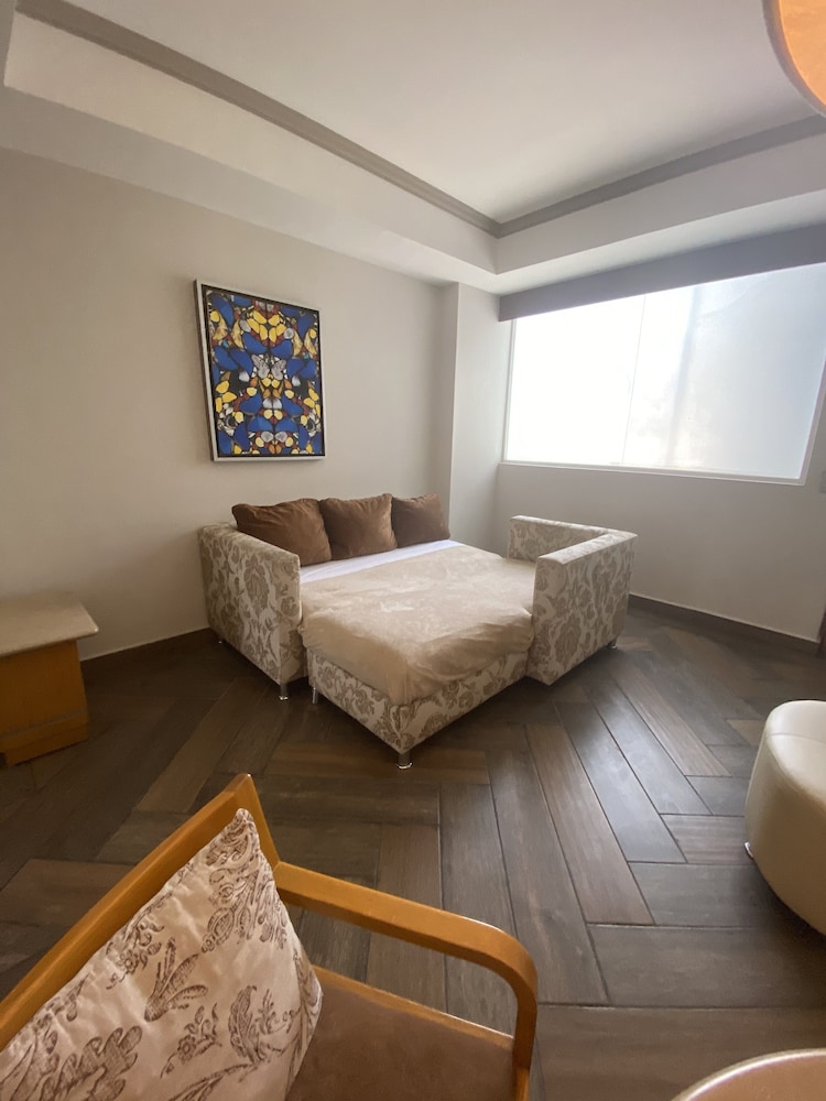 Junior Suite Cuadruple photo 2
