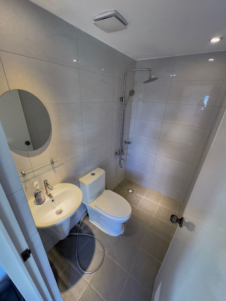 Double Room - Photo 12