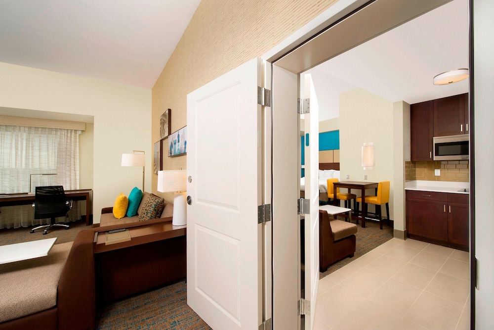 Suite, 1 Bedroom (Mobility Accessible, Tub)