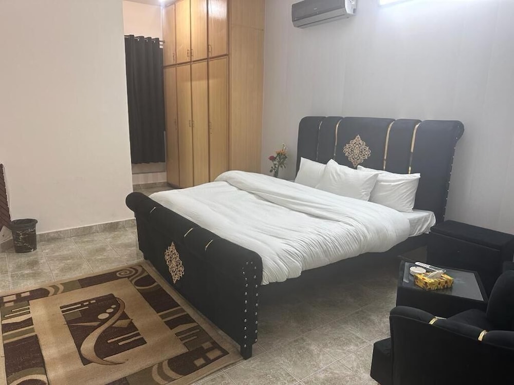 Double Room - Photo 2