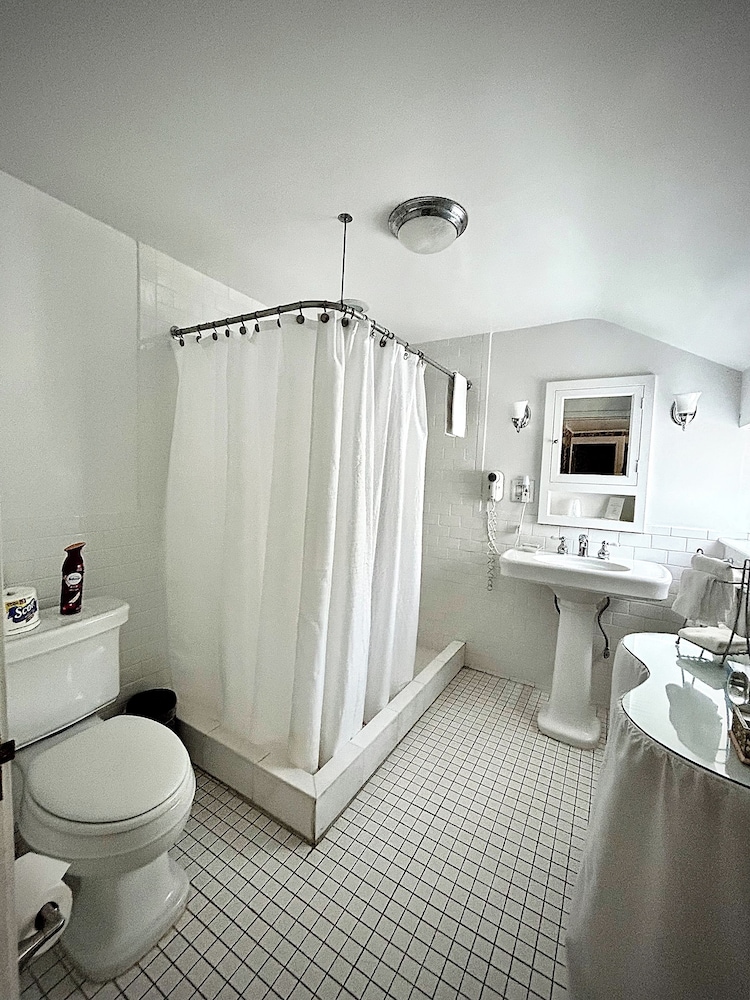 M3 Romantic Suite photo 3