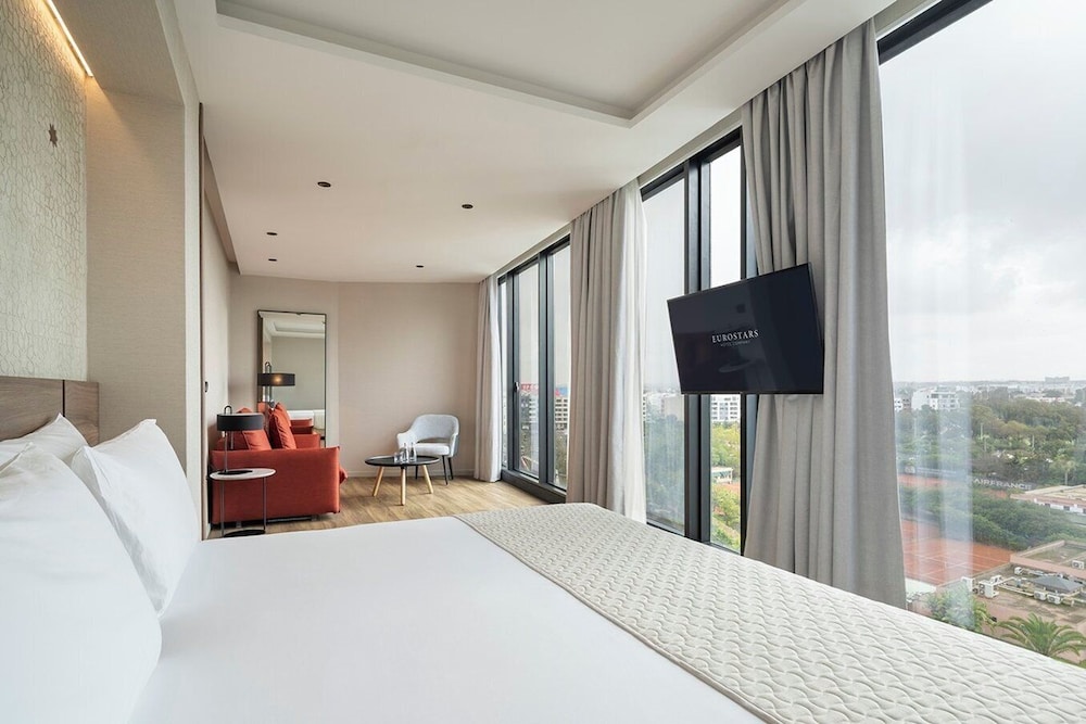 Deluxe Double Room (Sofa Cama, 3 pax)