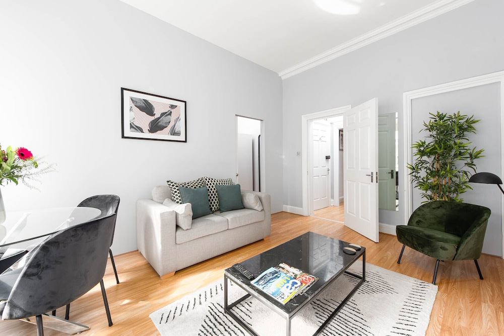 City Apartment photo 3