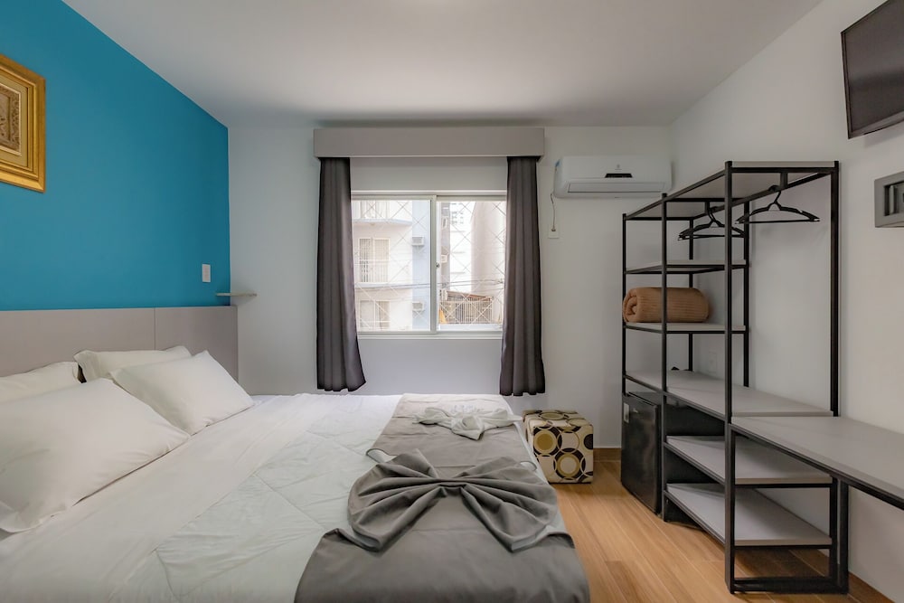 Superior Triple Room, Multiple Beds - Photo 3