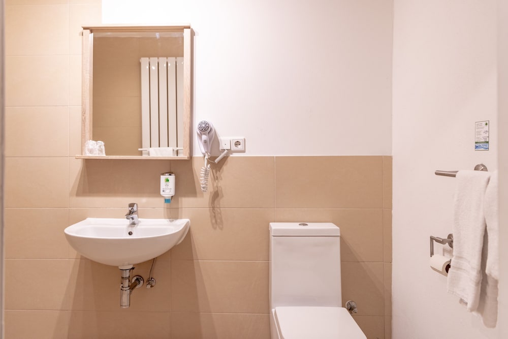 Single Room photo 3