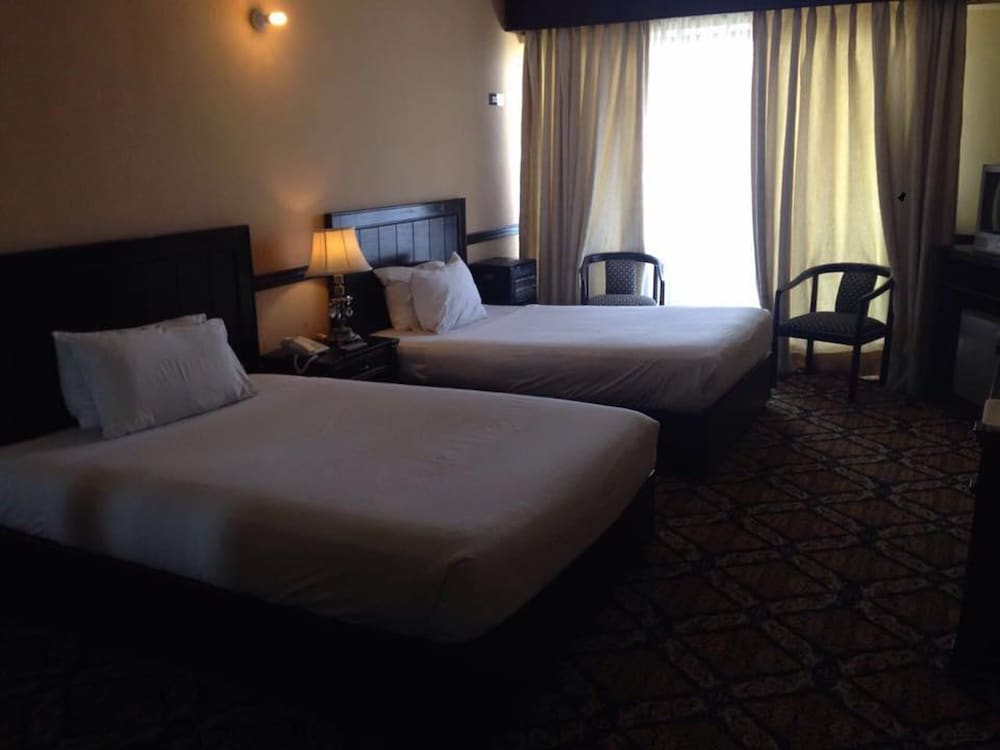 Standard Room photo 2