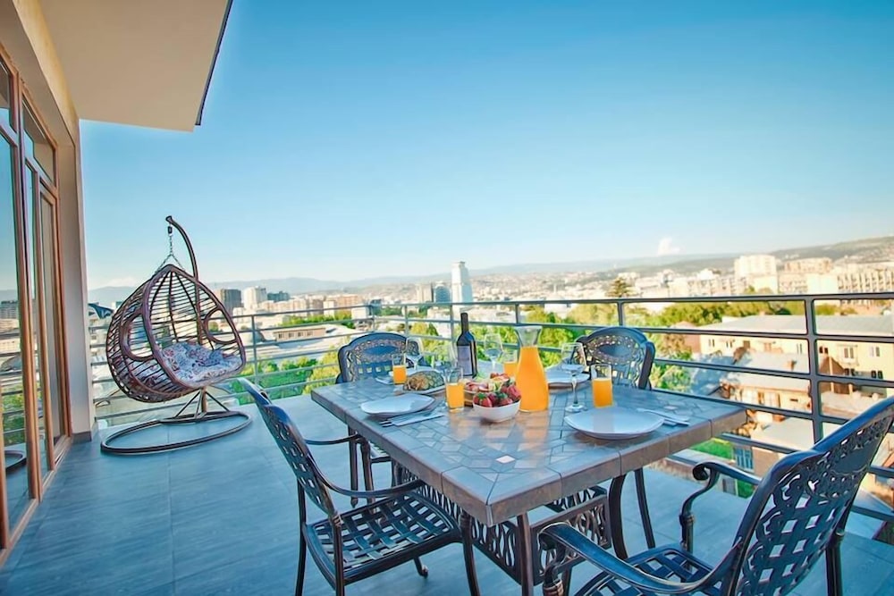 Apartment, City View photo 1