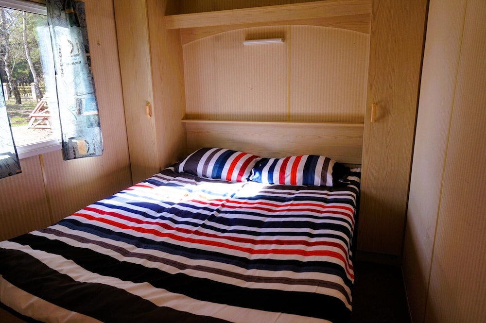 Mobile Home photo 2