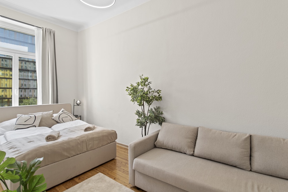 Apartment (3)