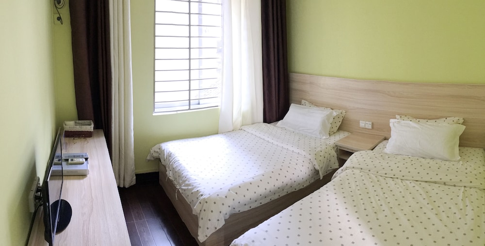 Basic Twin Room photo 3