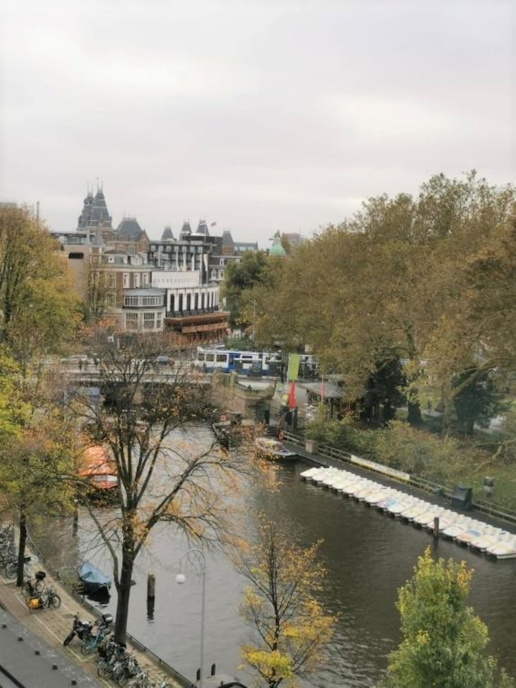 Double Room, Private Bathroom, Canal View photo 3